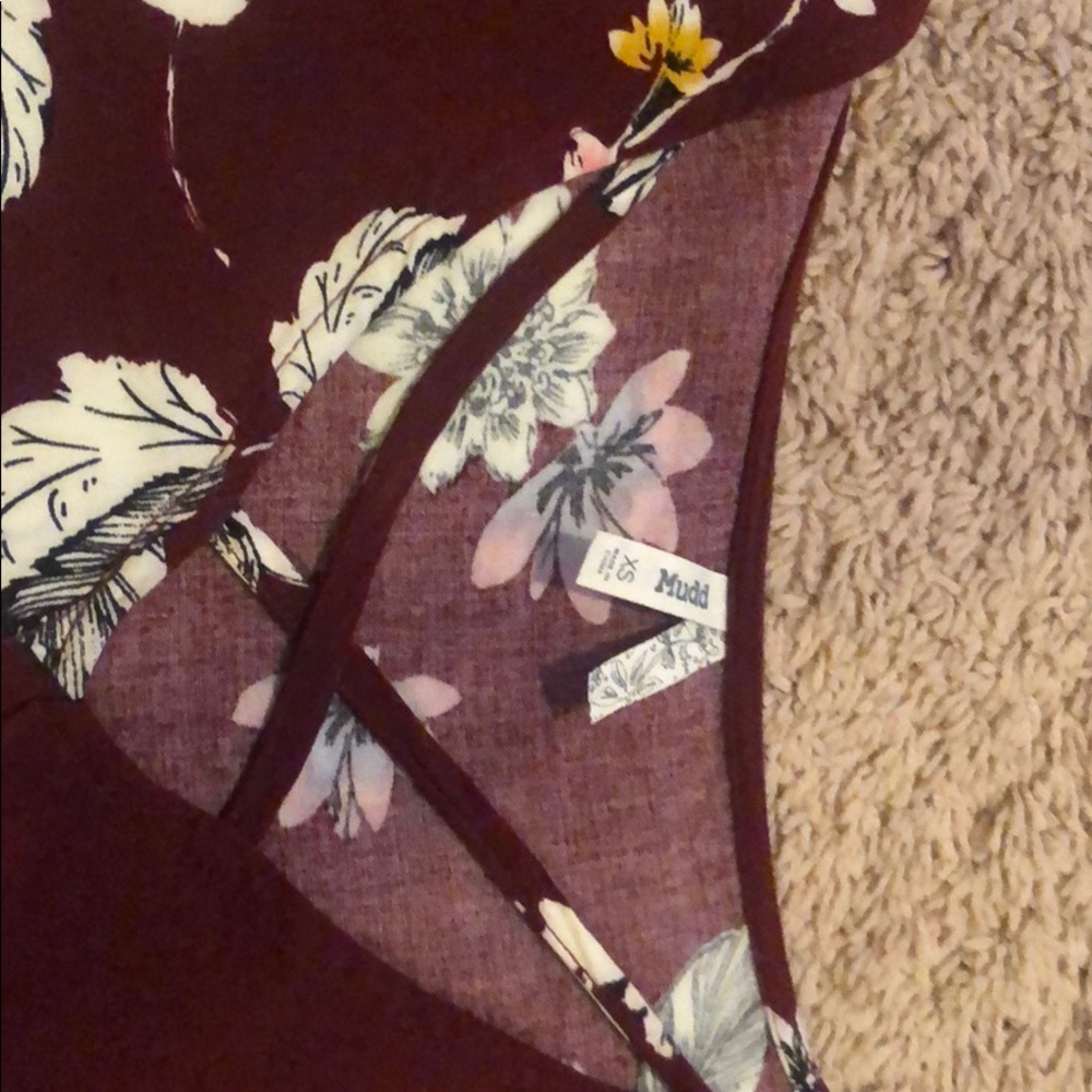 crop top - Picture 2 of 2